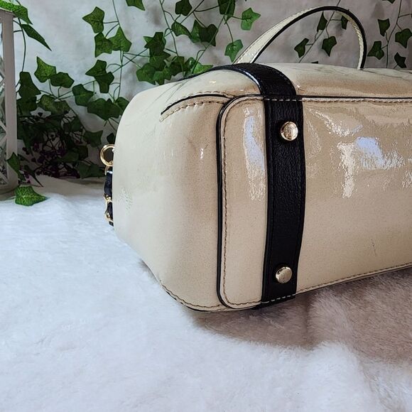 Authentic Kate Spade New York Auburn Place Cayton Bag Patent Leather - Picture 10 of 17